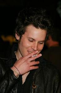 克里絲·萊切 克里絲·萊切