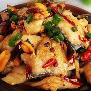 乾煸香辣魚片 乾煸香辣魚片