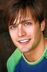 布萊特·查爾斯 布萊特·查爾斯