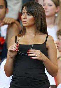 瓦內薩·佩隆塞爾