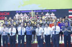 泰國曼谷玻璃女排獲得冠軍2