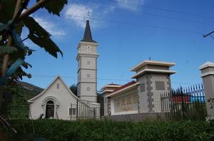 吳楚莊園的大門