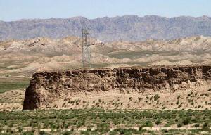 龍首山下明長城遺址