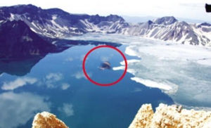 長白山天池水怪