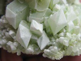 矽硼鈣石 矽硼鈣石