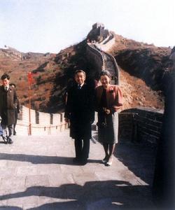 1992年10月明仁天皇夫婦訪華