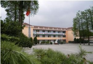 建始縣花坪民族國小 建始縣花坪民族國小