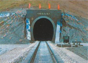 （圖）崑崙山隧道
