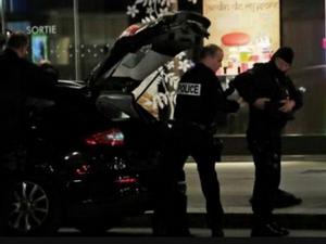 8·23巴黎持刀襲擊事件 8·23巴黎持刀襲擊事件