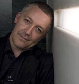 西蒙·雷諾茲 西蒙·雷諾茲