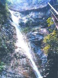 九龍十八潭風景區 九龍十八潭風景區