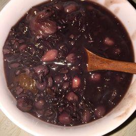 紅豆花生紅棗粥 紅豆花生紅棗粥