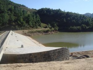 發達地上村 發達地上村