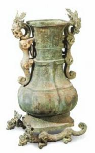 龍耳虎足銅方壺 龍耳虎足銅方壺