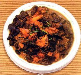 嶗山菇燉雞 嶗山菇燉雞