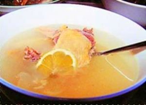 檸檬乳鴿煲排骨 檸檬乳鴿煲排骨