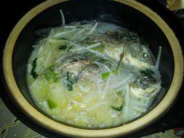 豆芽鯽魚湯 豆芽鯽魚湯