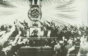 1939年1月 希特勒 在國會上宣布德國攻入波蘭