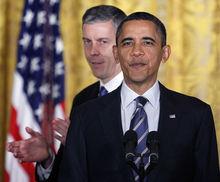 阿恩&middot;鄧肯和歐巴馬在白宮發言