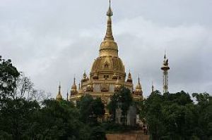 （圖）瑞光大金塔