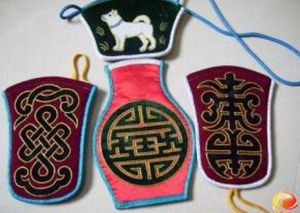 蒙古族傳統刺繡
