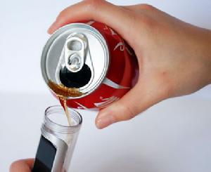 可樂充電手機 可樂充電手機