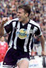 奧利弗·比埃爾霍夫