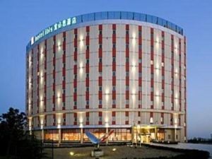 青島宜必思酒店 青島宜必思酒店