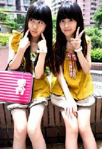 台灣雙胞胎姐妹花 台灣雙胞胎姐妹花