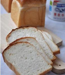 煉奶吐司 煉奶吐司