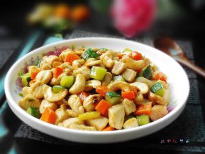 腰果雞丁 腰果雞丁