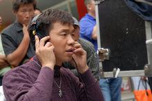 工作中的崔守傑