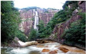 浙東懸空大瀑布 浙東懸空大瀑布