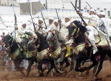 摩洛哥騎兵參加國王穆罕默德六世結婚慶典