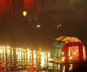 《請告南歸留別同館》