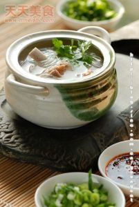 冬粉羊排湯 冬粉羊排湯