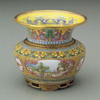 清乾隆畫琺瑯風景渣斗