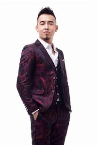 伊爾盼[中國維吾爾族男歌手]