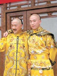 《龍非龍鳳非鳳》