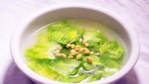 涼瓜煮黃豆 涼瓜煮黃豆