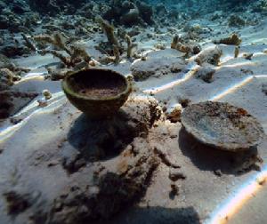 沉睡在水底的瓷器