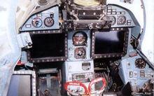 蘇-35驗證型座艙設計布局