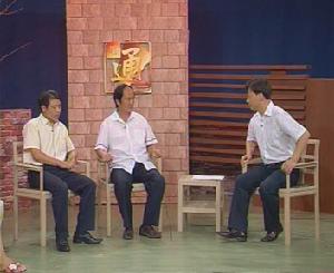 《溝通》欄目主持人李強及受訪嘉賓