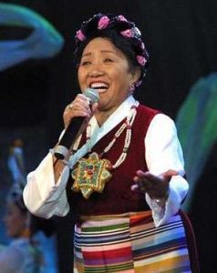 《美麗的仁增旺姆》 《美麗的仁增旺姆》