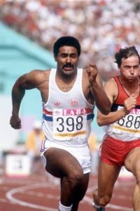 阿迪拉·斯沃克斯基 阿迪拉·斯沃克斯基