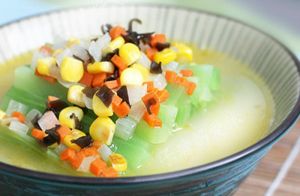 時蔬雞湯浸萵苣筍 時蔬雞湯浸萵苣筍