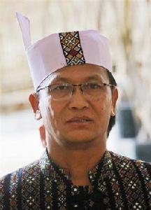 亨利班提育 亨利班提育