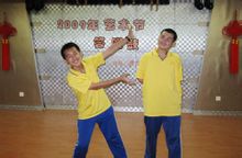 中學生表演答嘴鼓