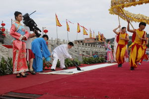 在廈門電視台表演