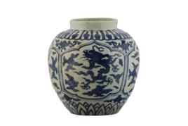 明嘉靖青花龍鳳鶴紋罐 明嘉靖青花龍鳳鶴紋罐